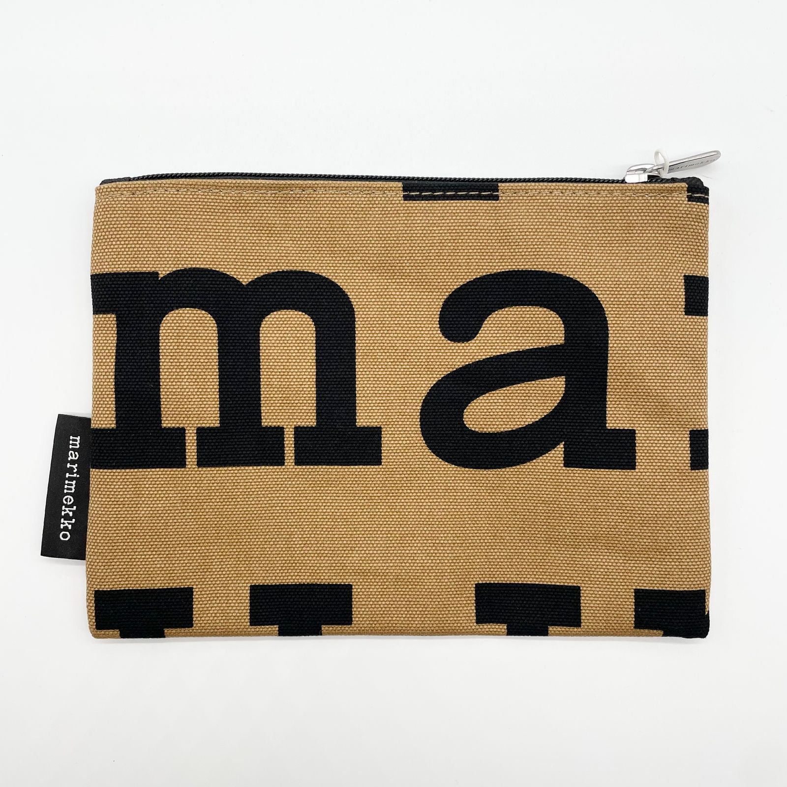 【2022AW】marimekko マリメッコ/ Marimekko Logo A5 ポーチ Marimekko - Keijutar Logo ポーチ | HALLOW's web store