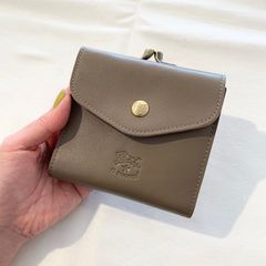 がま口二つ折り財布