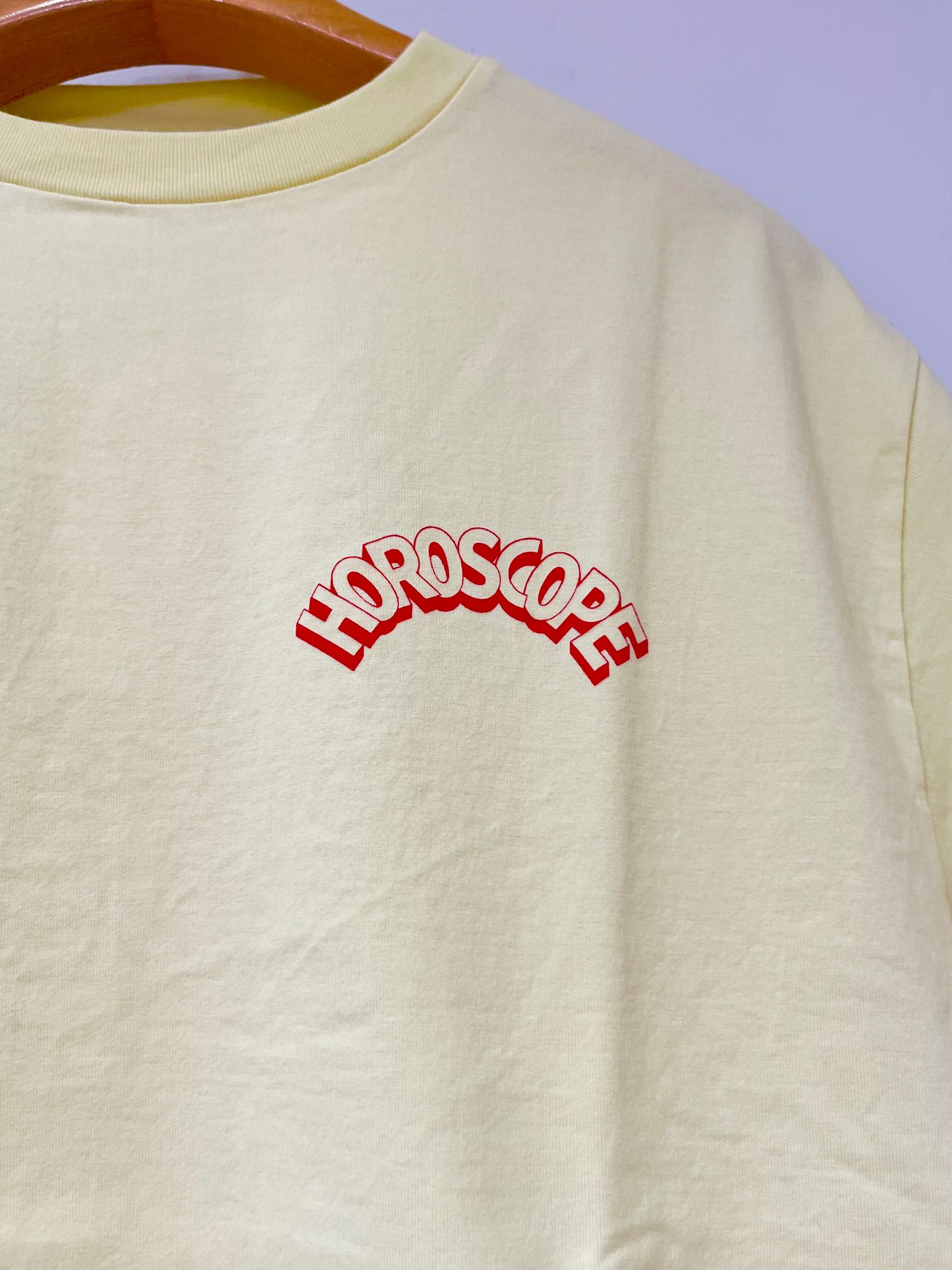 HOROSCOPE TEE / プリントTシャツ / イエロー