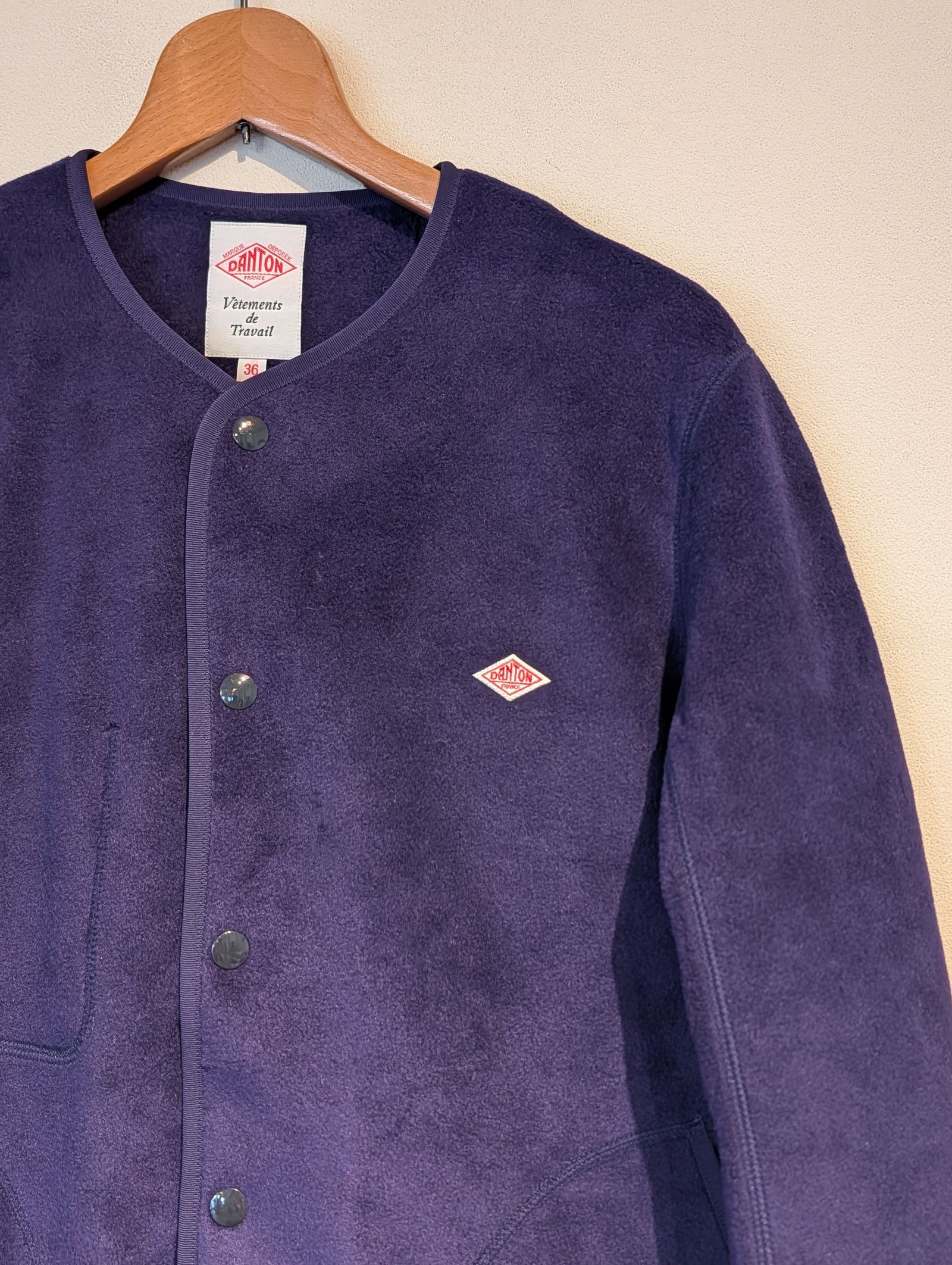 Women's Fleece Collarless Jacket / フリースカラーレスジャケット / ネイビーブルー