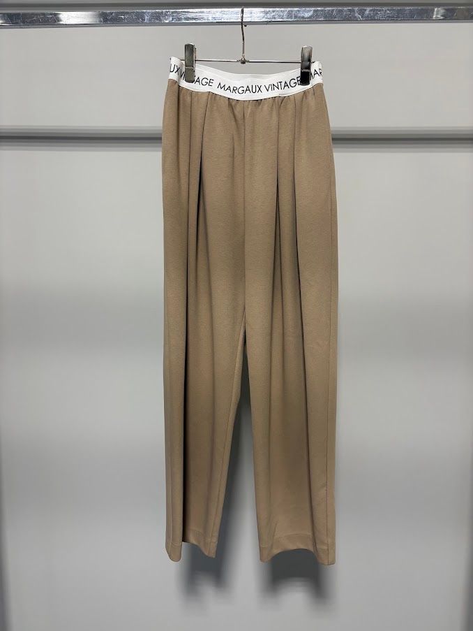 ロゴウエストタックパンツ / ベージュ