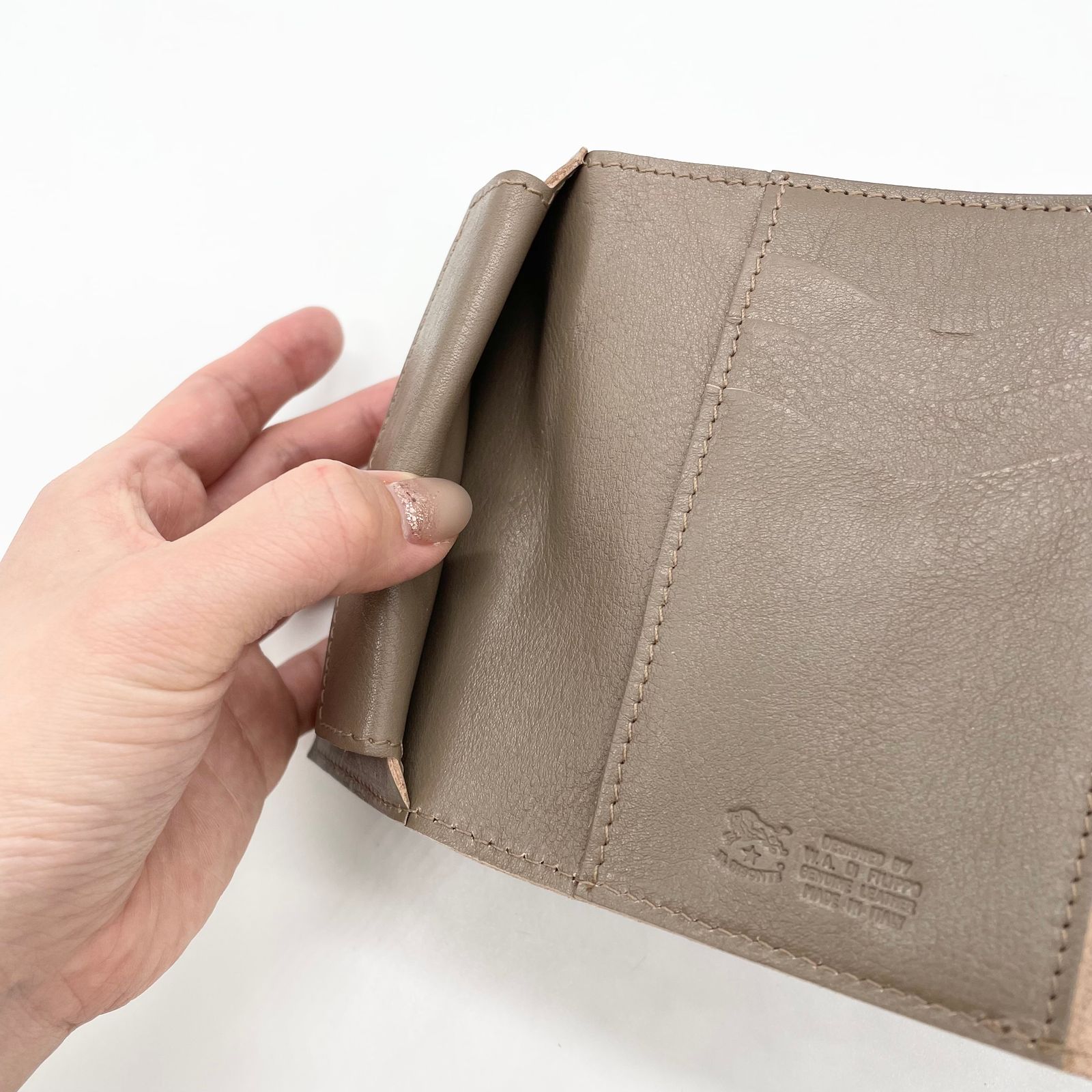 二つ折り財布 ミディアムウォレット