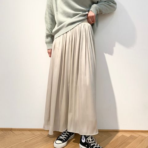 PASSIONEの女性らしいきれいめコーディネート