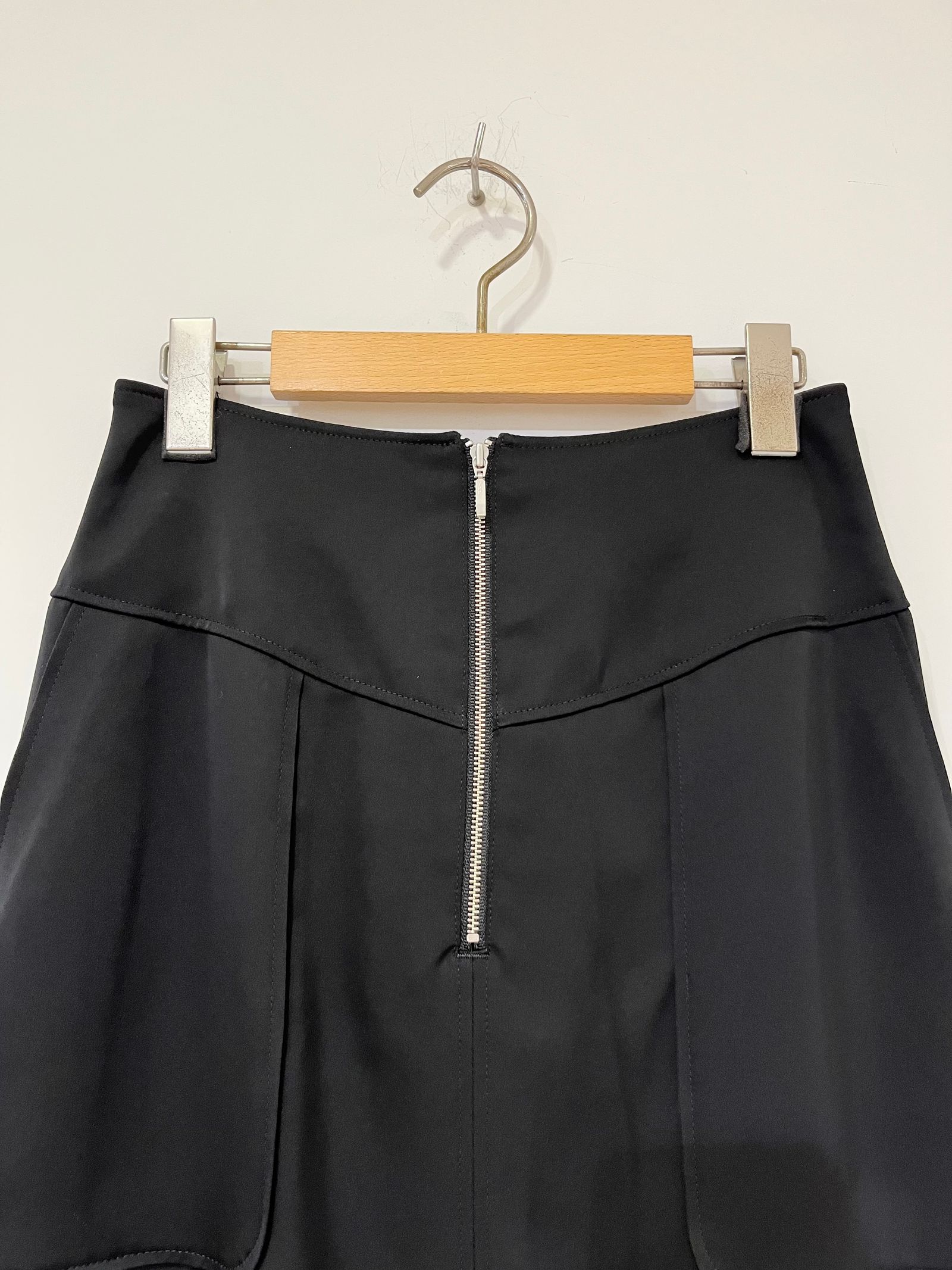 Double Satin Grace Skirt / サテンフロントジップスカート / タイトスカート / ブラック