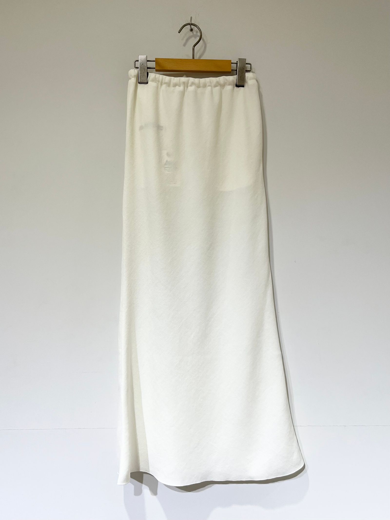 【Bed&Breakfast】 Back Satin Dry Georgette Skirt / マーメイドスカート / ホワイト