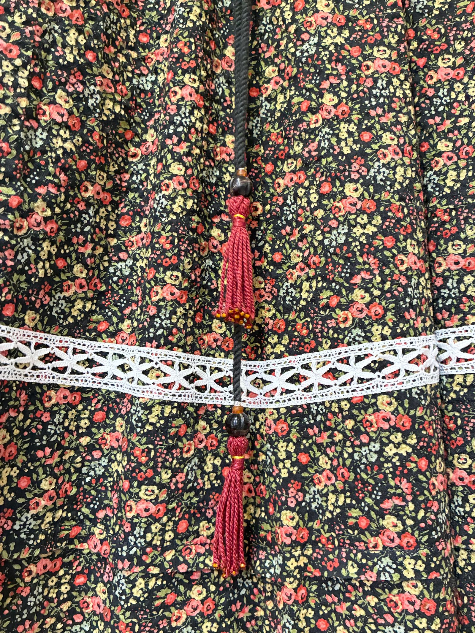 Printed Skirt / 花柄プリントスカート / ブラック