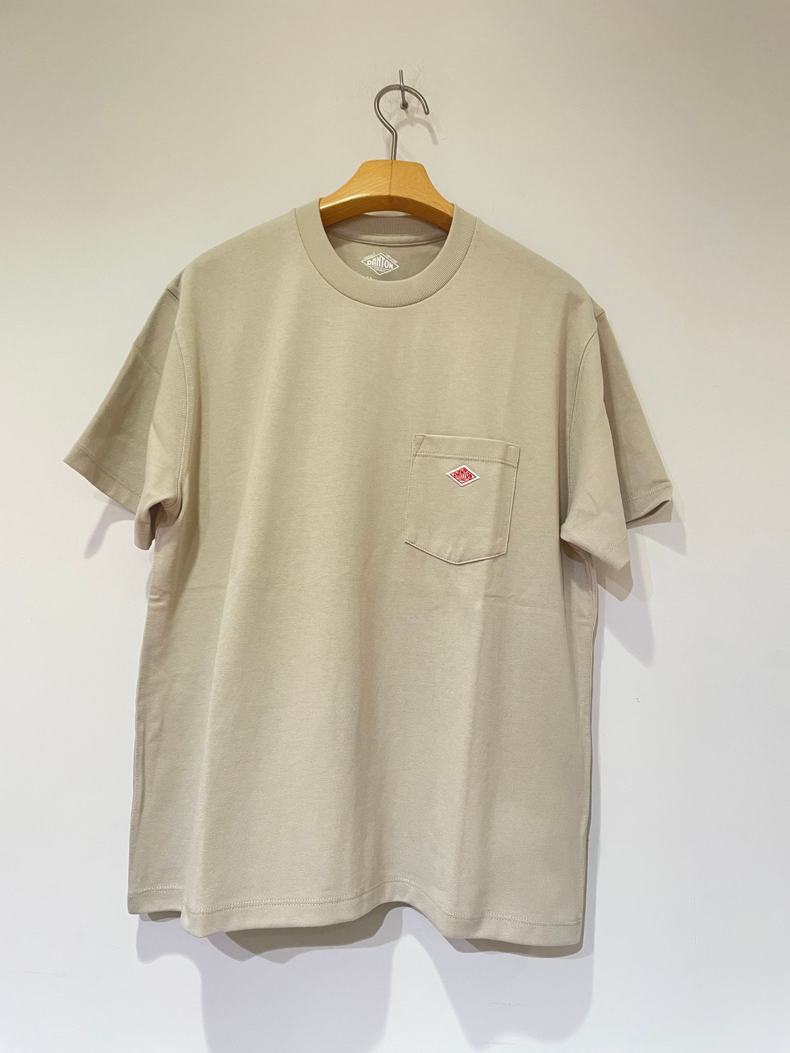 WOMEN'S SHORT SLEEVE POCKET T-SHIRT PLAIN / 半袖ポケットTシャツ / ベージュ