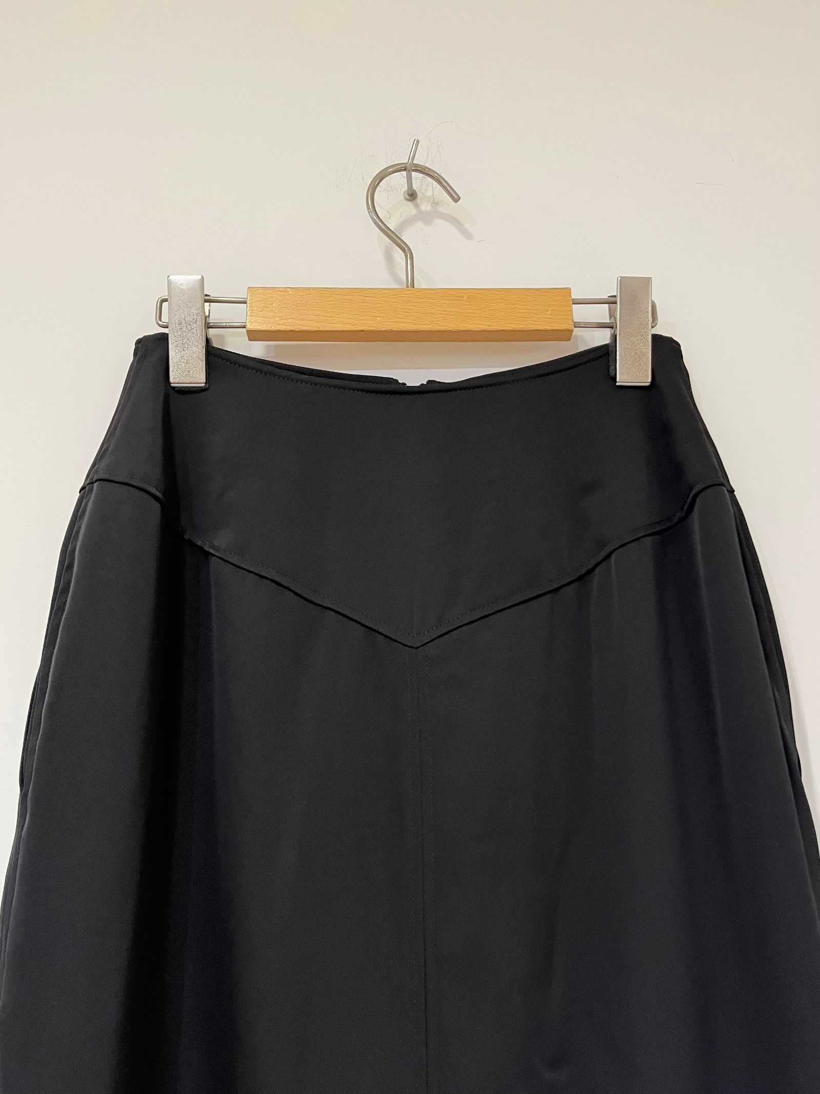 Double Satin Grace Skirt / サテンフロントジップスカート / タイトスカート / ブラック