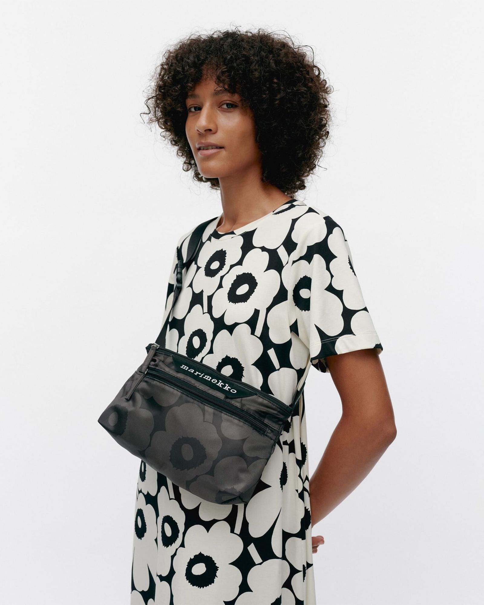 marimekko サコッシュ グレー S marimekko サコッシュ | Lisululu online
