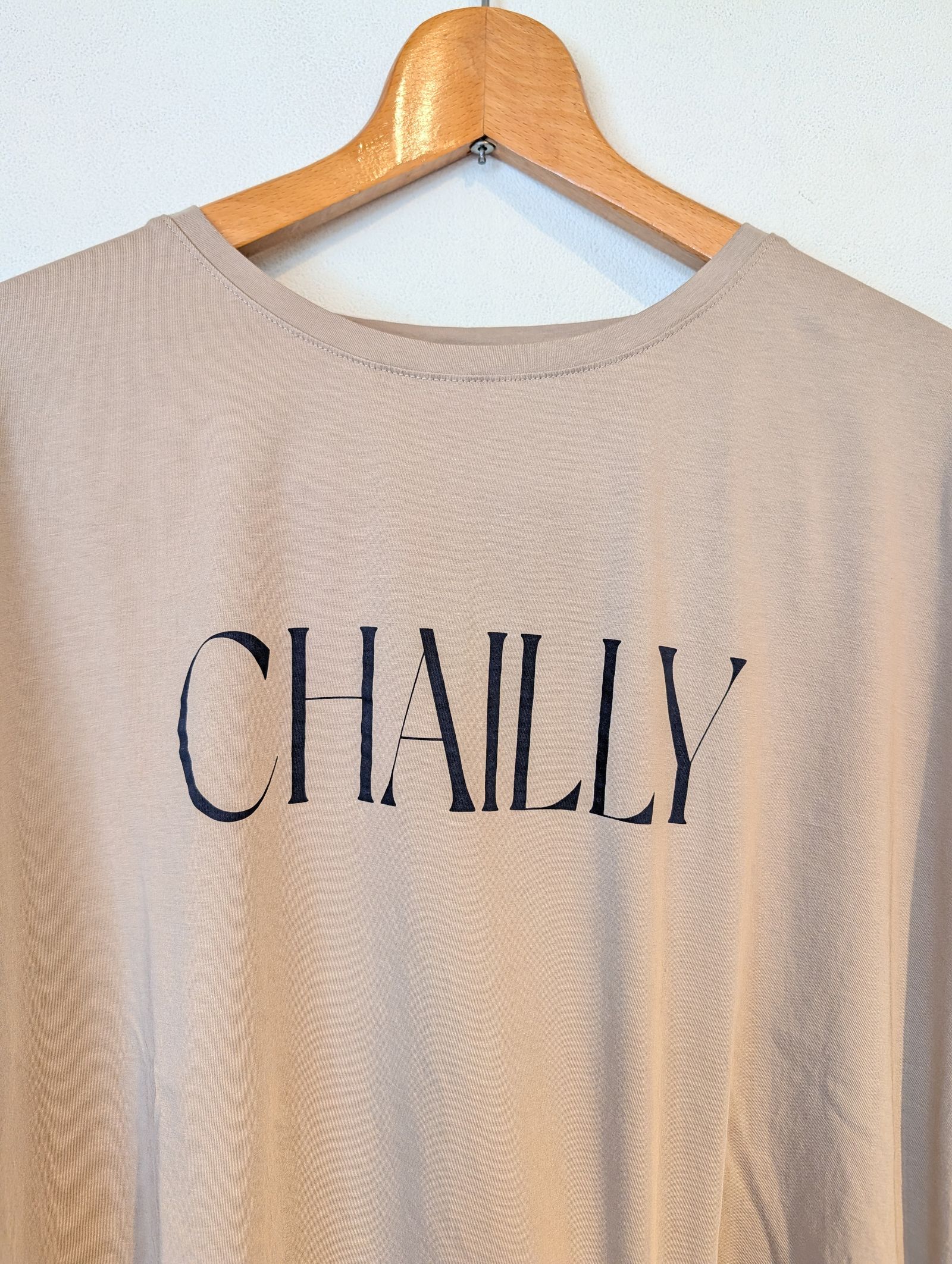 "CHAILLY"ロゴ5分袖T-shirt / 5分袖Tシャツ / ロゴTシャツ / ベージュ