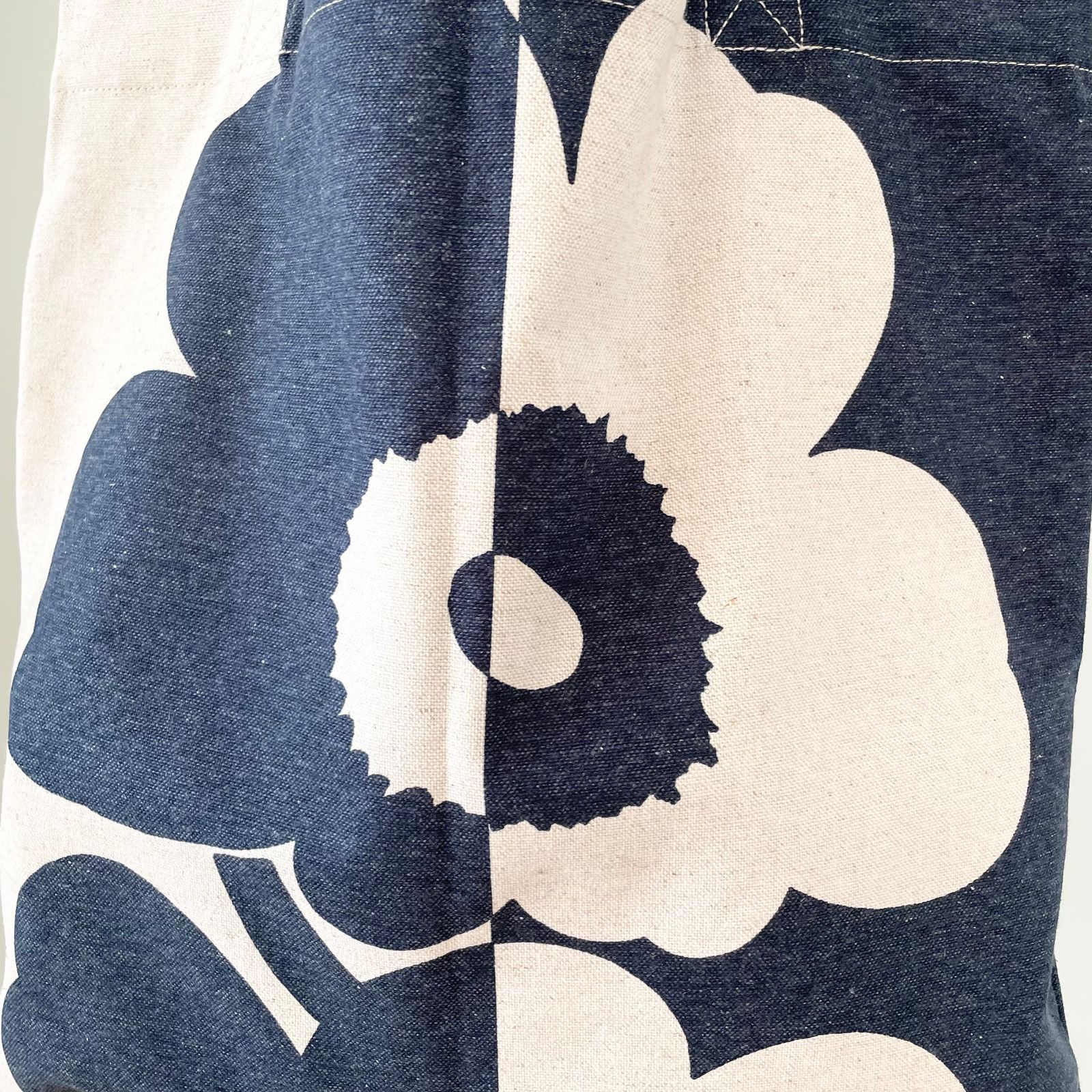 Suur Unikko ファブリックバッグ