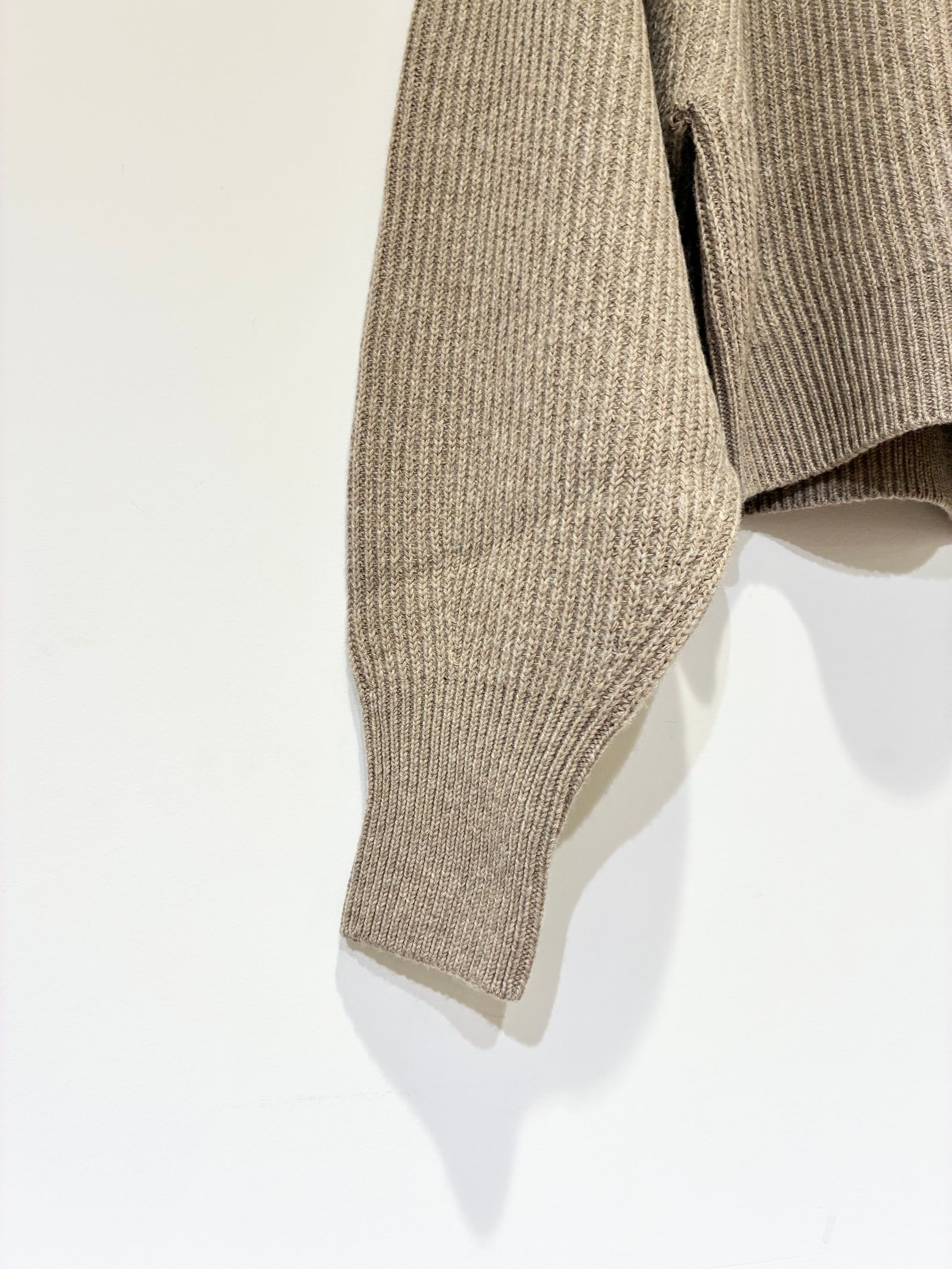 WOOLEN COTTON & EX.FINE LAMBS WOOL RIBBED-KNIT P/O / ショート丈ニット / ベージュ
