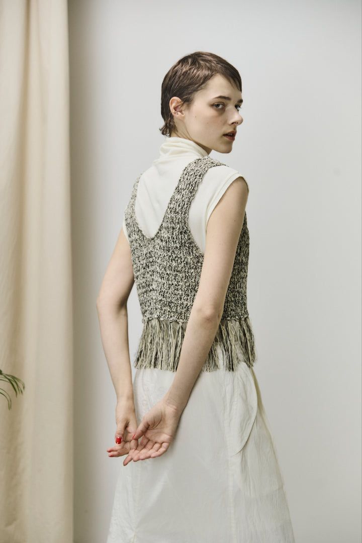 double honeycomb mesh fringed top / メッシュニットフリンジビスチェ / ブラック