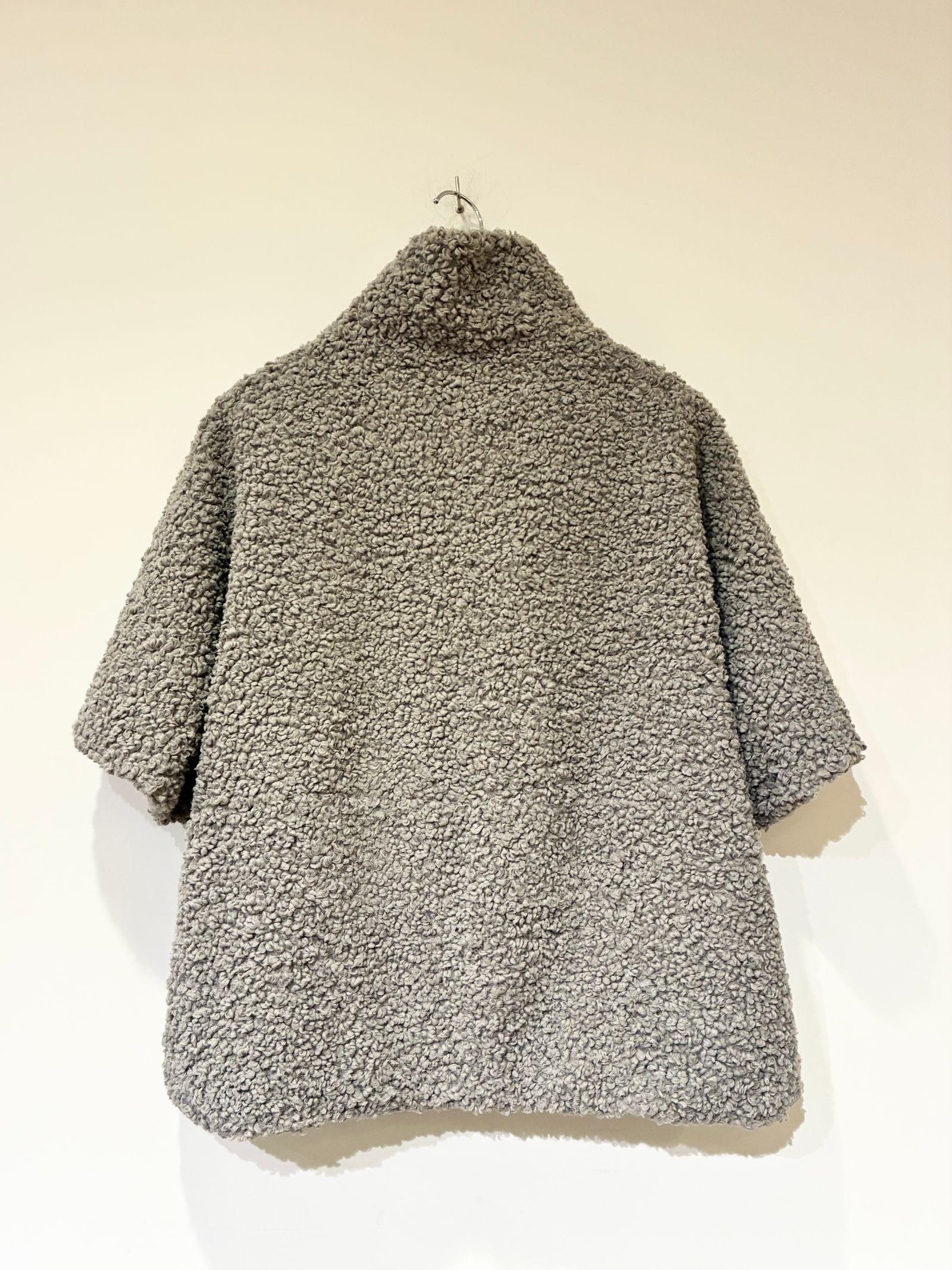 【ミリー】プードルボア ポンチョ / ベスト / グレー