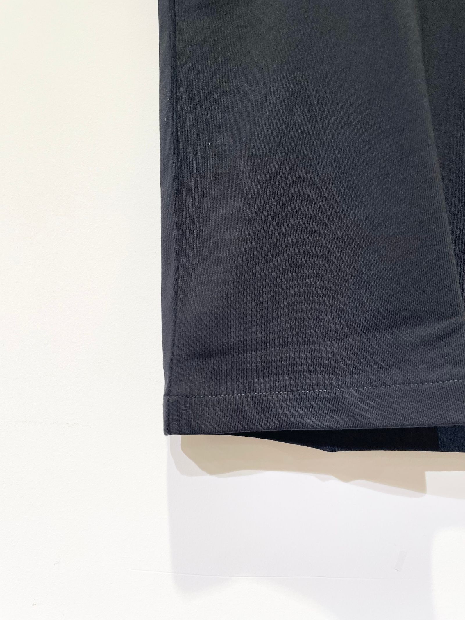 Standard Rue Madame Tシャツ / ワンポイント刺繍Tシャツ / ブラック / ホワイト