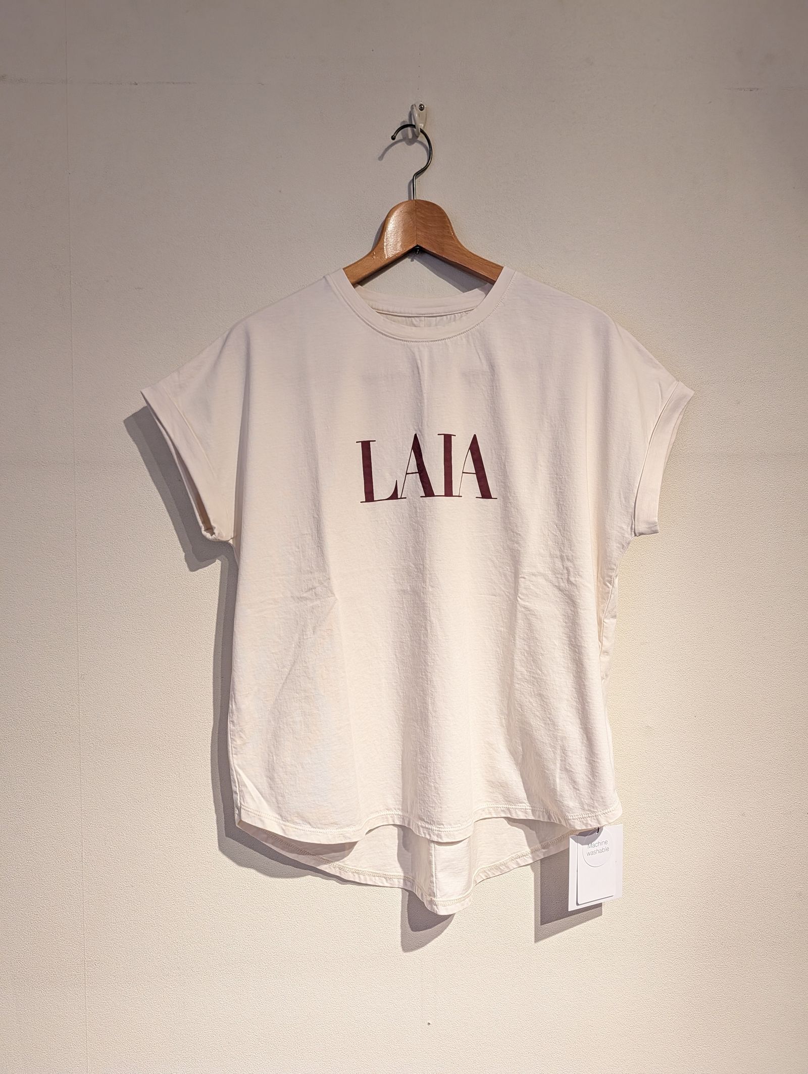 "LAIA"ロゴヘムラウンドT-shirt / ロゴTシャツ / ベージュ