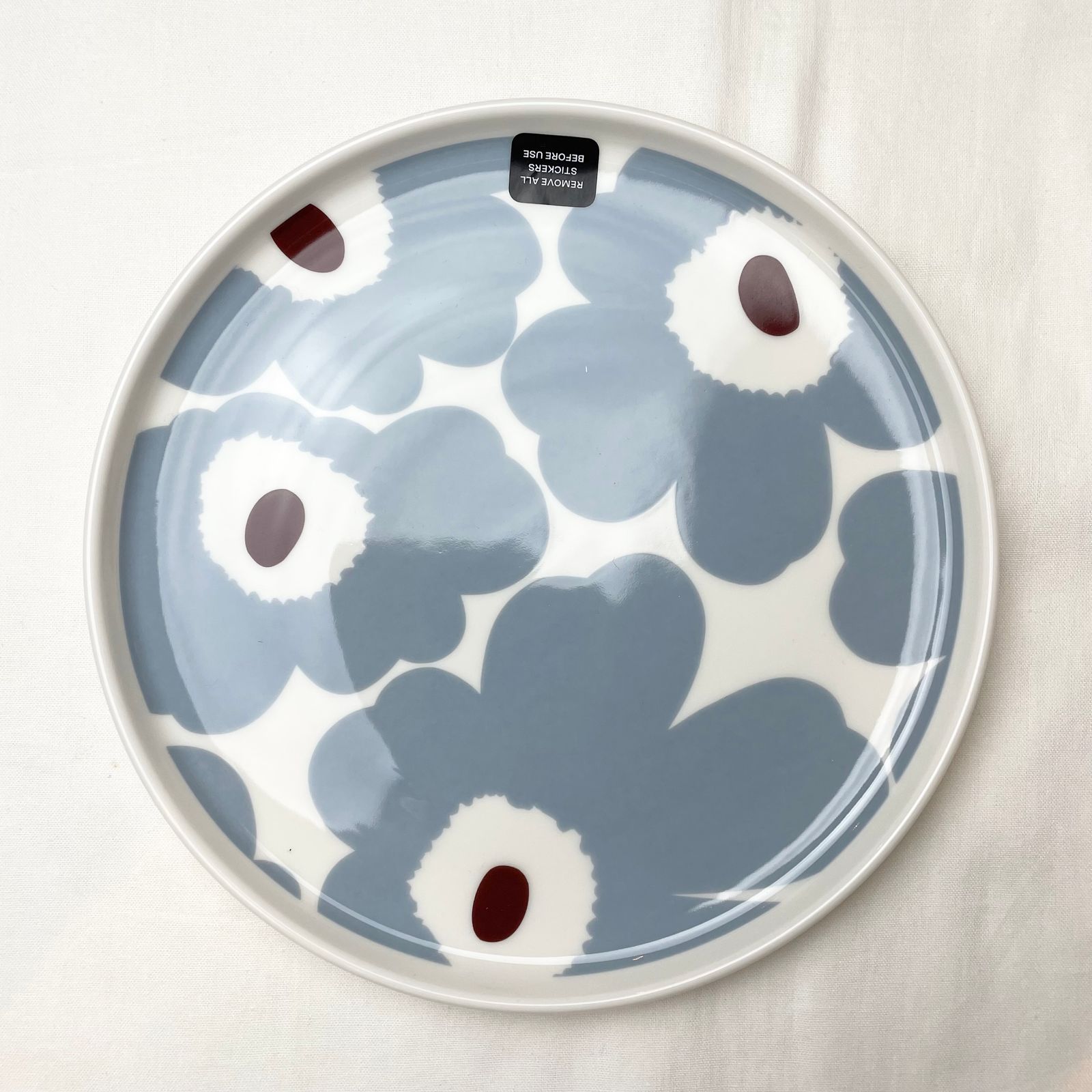 Marimekko - Unikko プレート20cm | HALLOW's web store