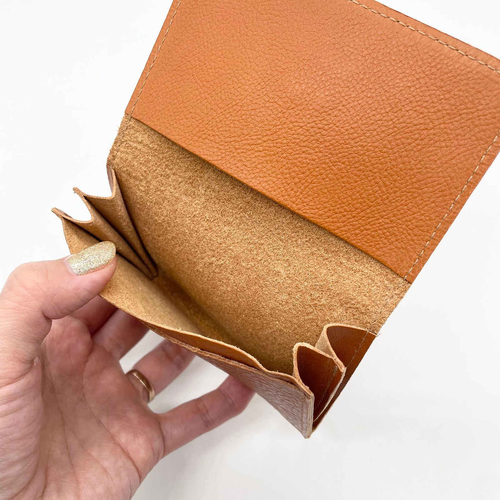 タイムセール 探し方 カードケース/名刺入れ/ヤケヌメ - BISONTE IL | store web HALLOW's 小物