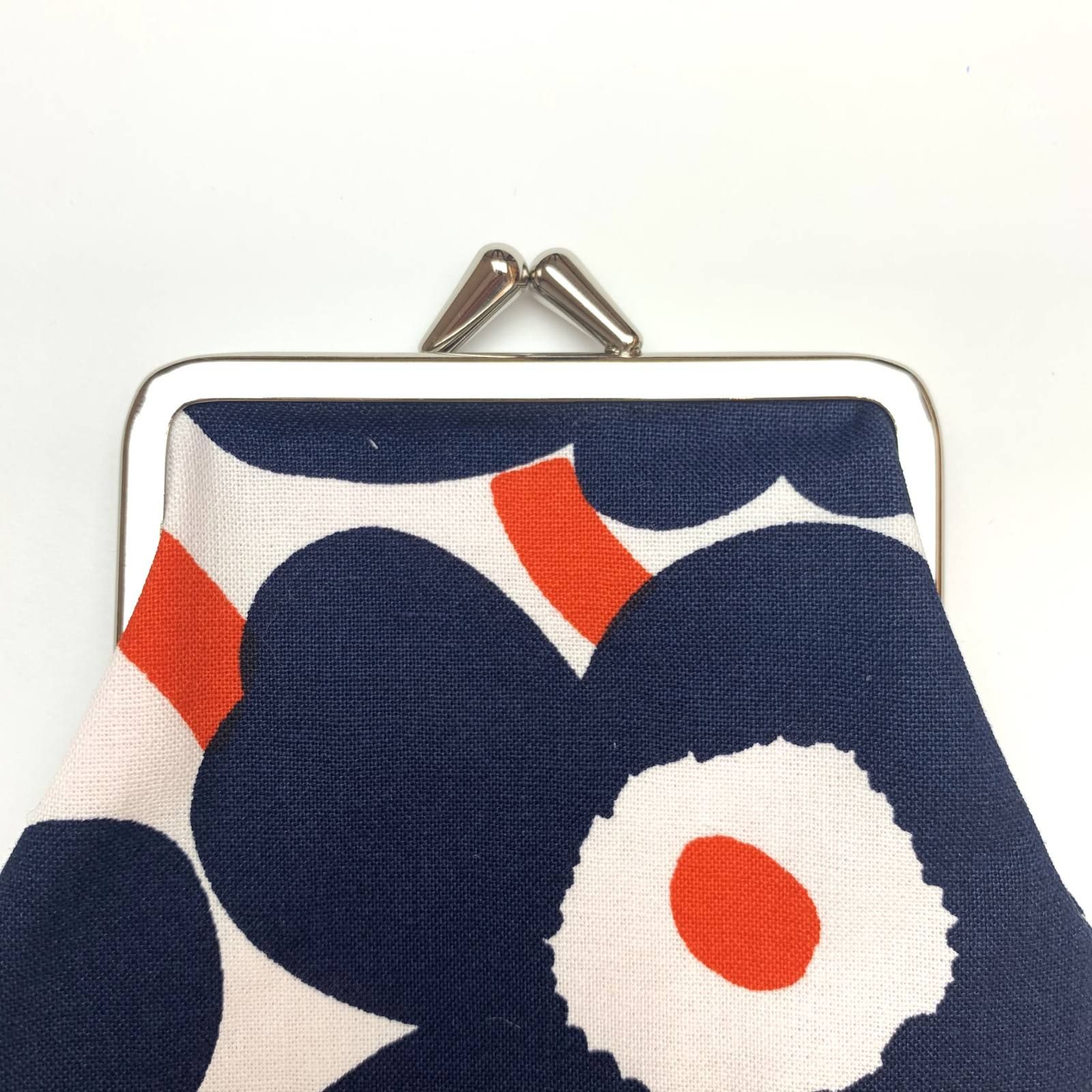 Unikko がま口ポーチ
