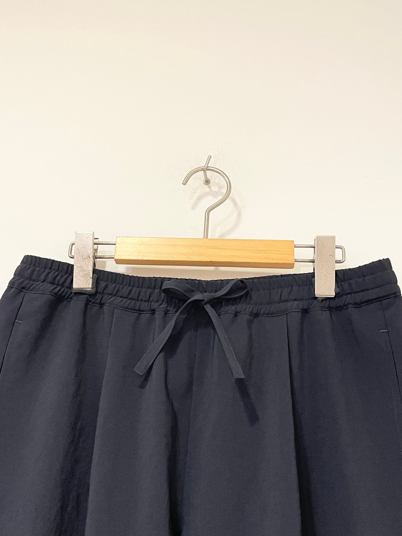 Shari Pants / テーパードイージーパンツ / ネイビー