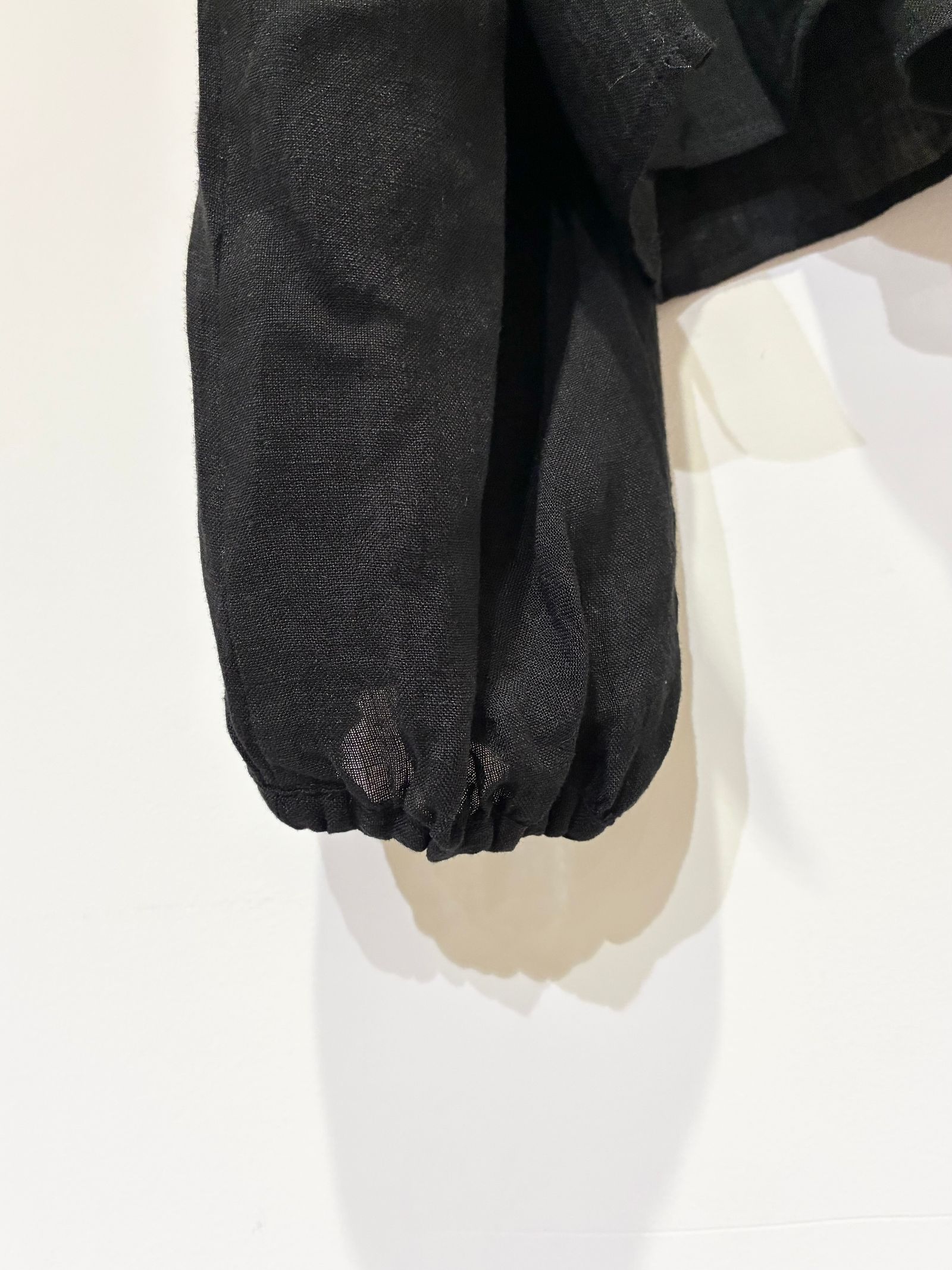 リネンボイルブラウス / 前開きノーカラーブラウス / ブラック