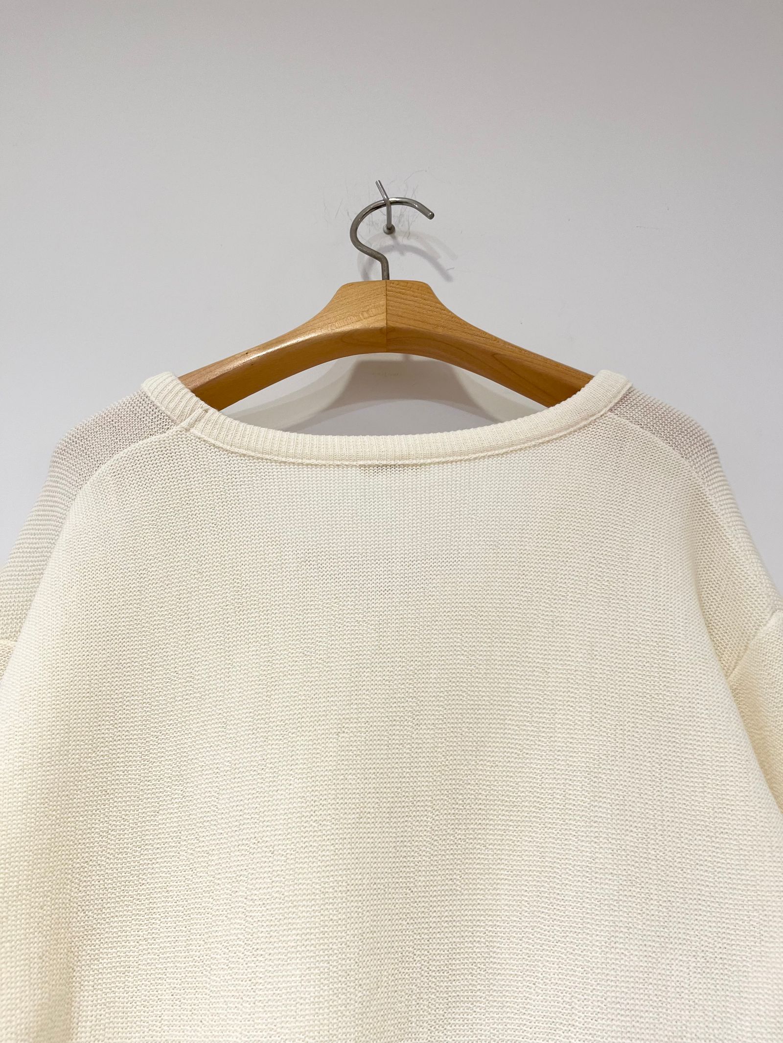 V-neck Long Sleeve Top / Vネックニット / オフホワイト