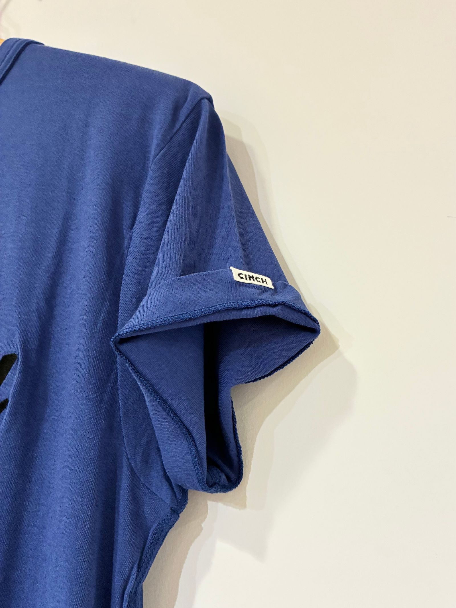 BLUE MONDAY TEE / フロッキープリントシアーTシャツ / ブルー