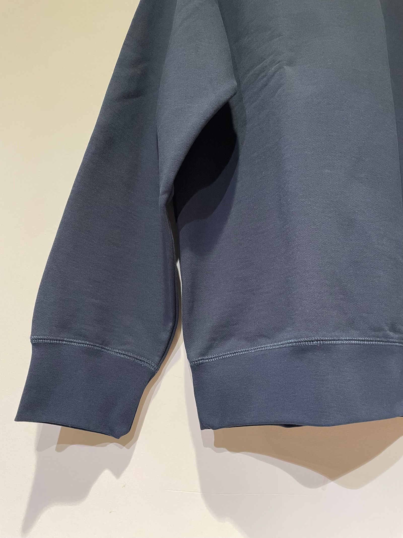 Milton スウェットシャツ / ワンポイント刺繍スウェット /ネイビー