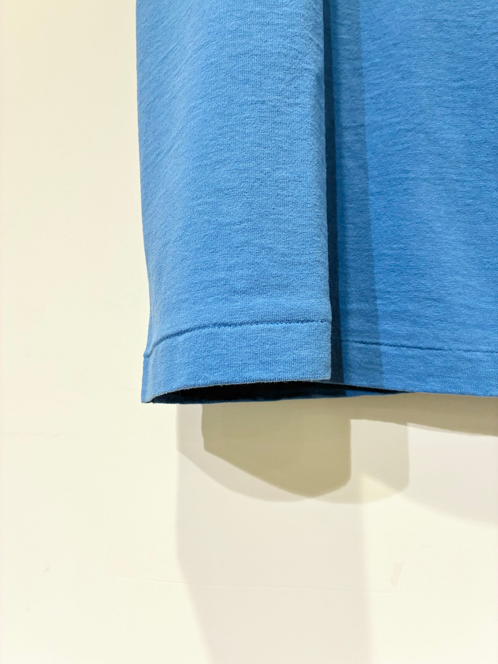 HERITAGE TEE / ロゴTシャツ / ブルー