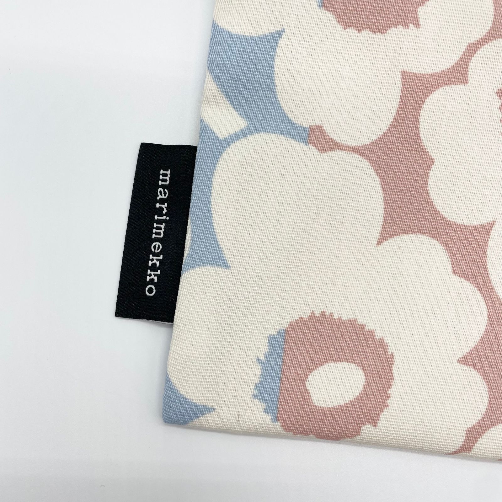 Marimekko - Unikko フラットポーチ | HALLOW's web store