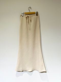 【Bed&Breakfast】 Back Satin Dry Georgette Skirt / マーメイドスカート / ベージュ
