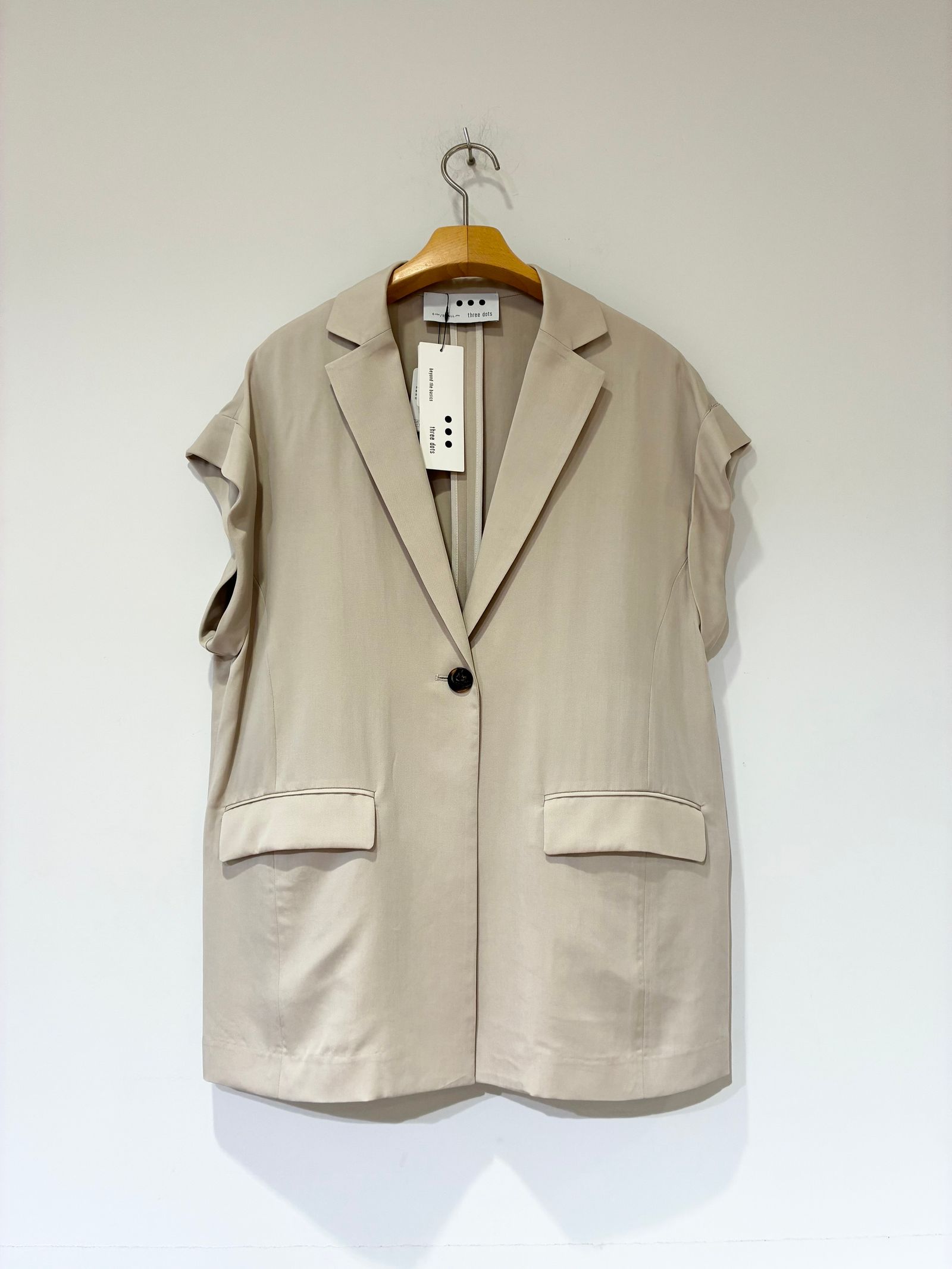 フィブリオ 半袖ジャケット / ジレ / ベージュ