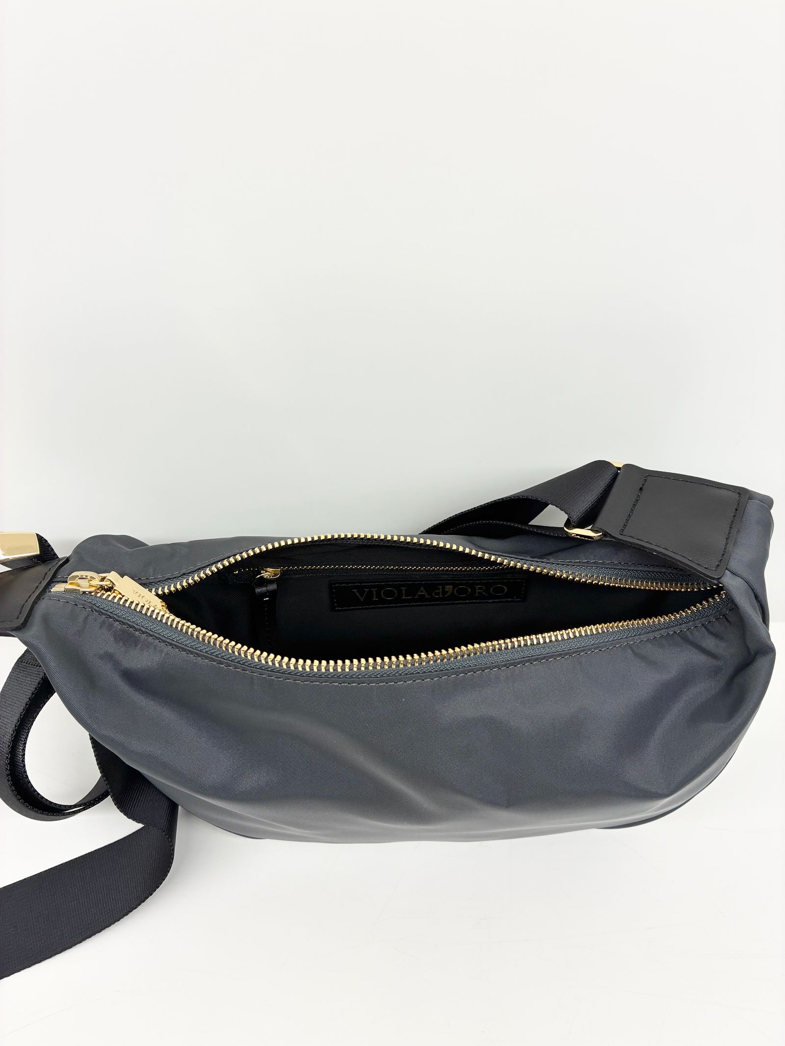 BIANCA / ナイロンボディバッグ / チャコールグレー