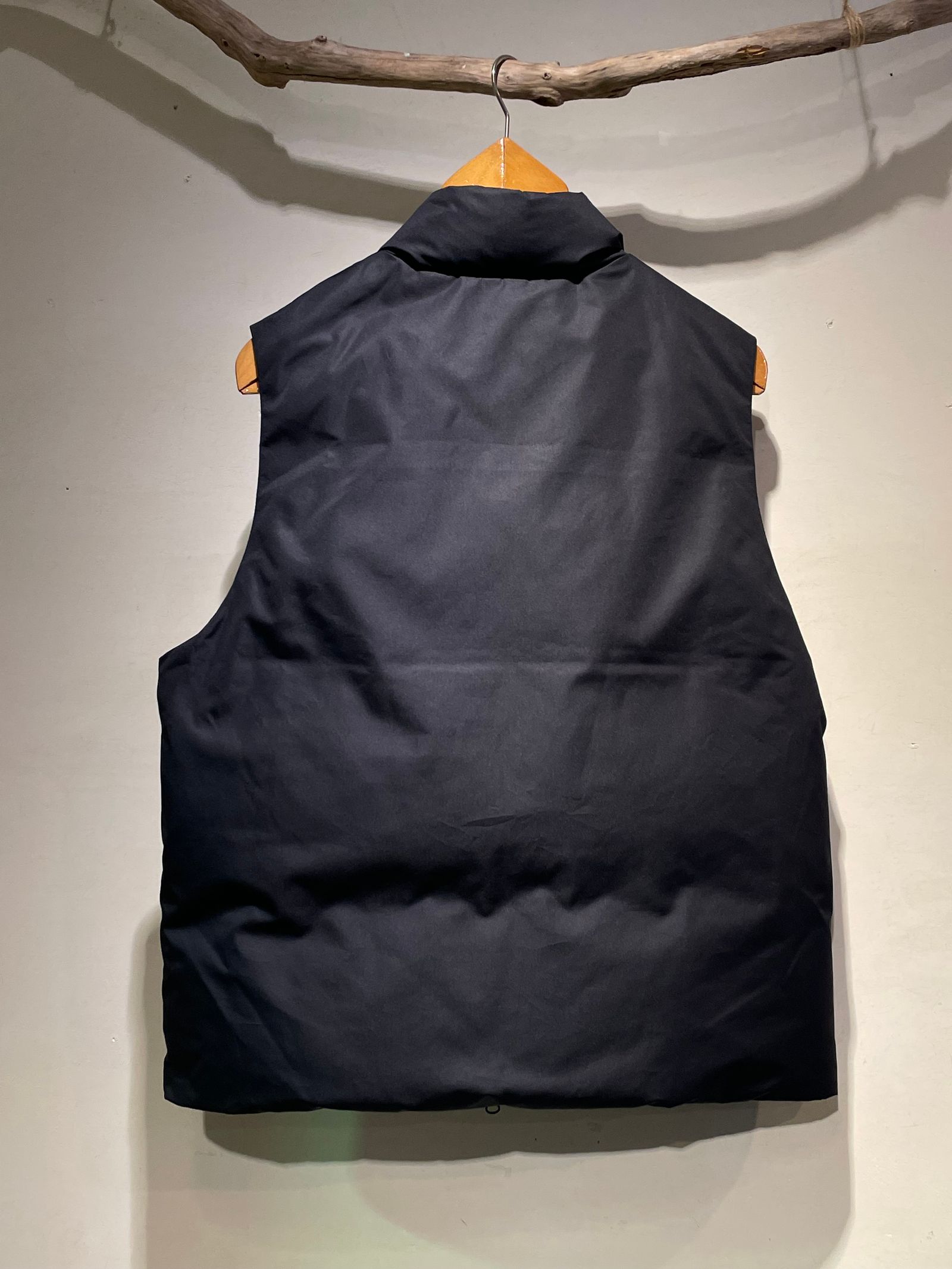 STAND DOWN VEST / スタンドカラーダウンベスト / ブラック