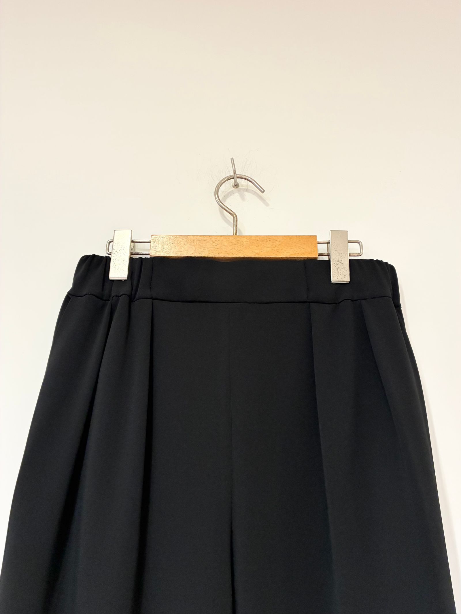 ツータックパンツ / ストレッチポンチ / ジャージーパンツ / イージーパンツ / ブラック