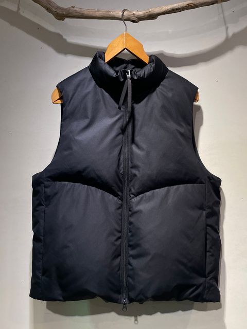 STAND DOWN VEST / スタンドカラーダウンベスト / ブラック