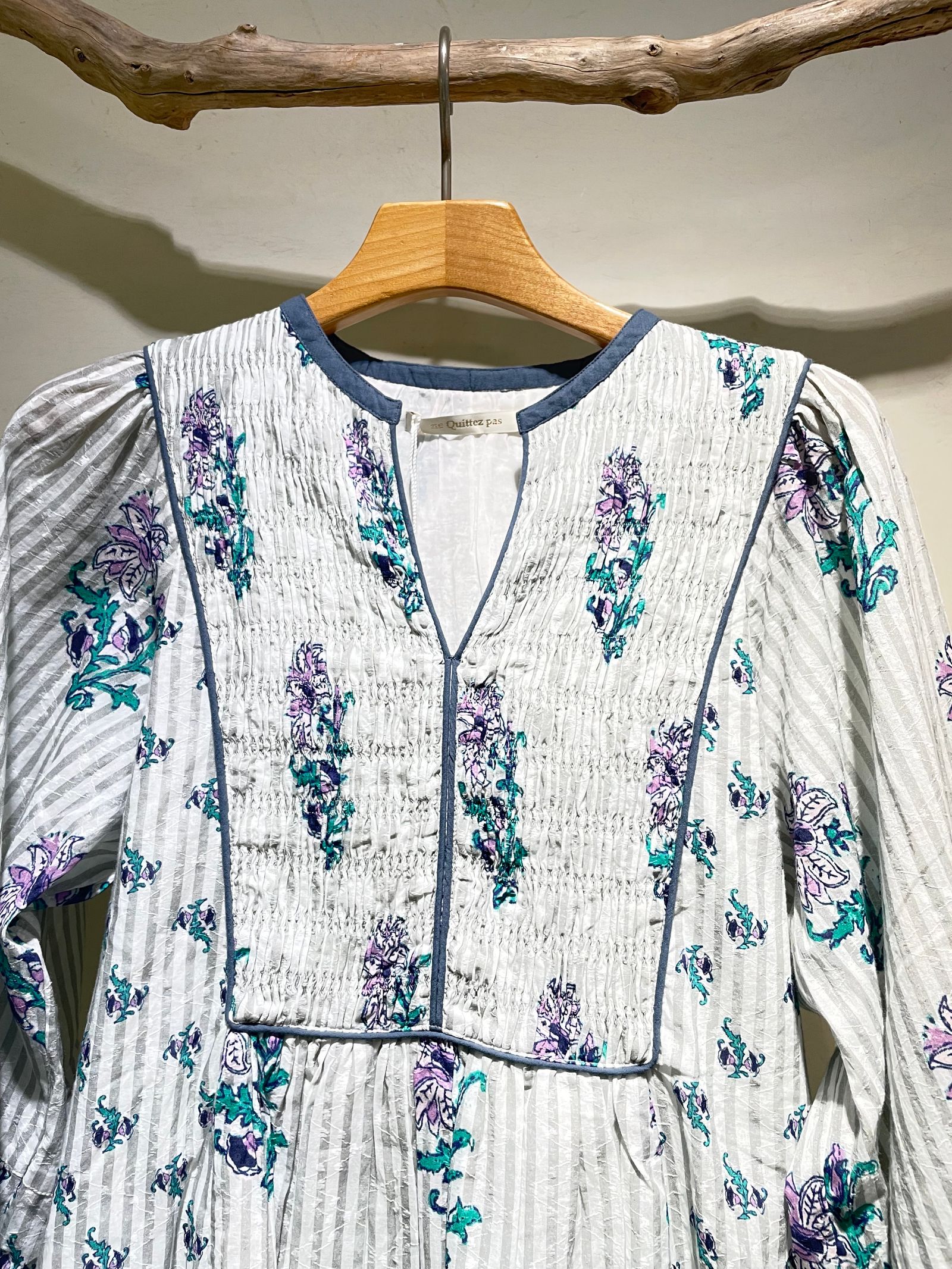 Cotton Jacquard Lily Print Shirring Dress / フラワープリントワンピース / グレー