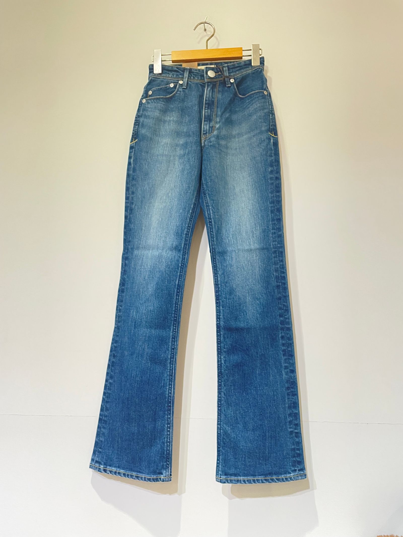 セミフレア / フレアデニム / ブルー