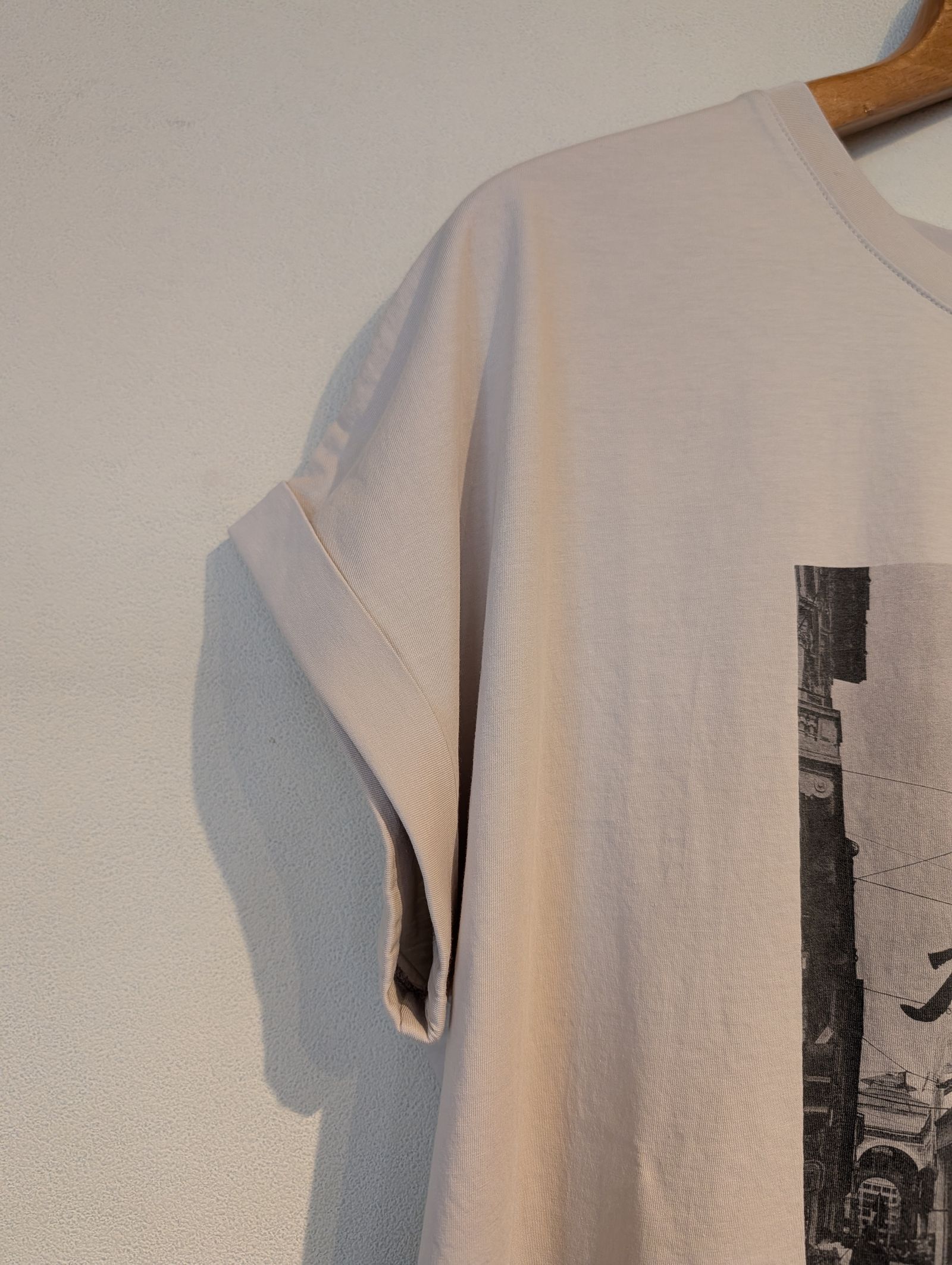 フォトプリントt-shirt / フォトプリントTシャツ / Tシャツ / ベージュ