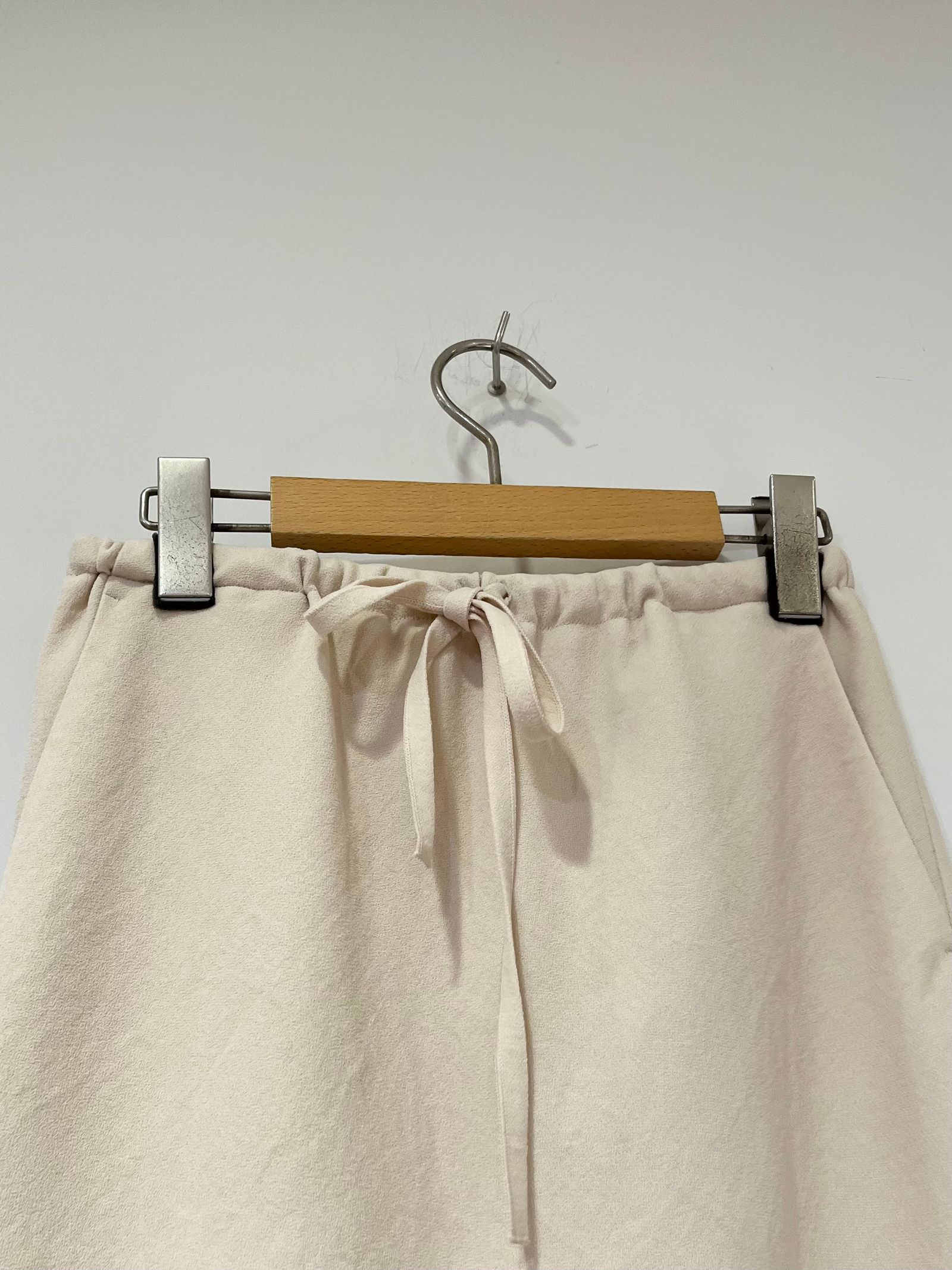 【Bed&Breakfast】 Back Satin Dry Georgette Skirt / マーメイドスカート / ベージュ