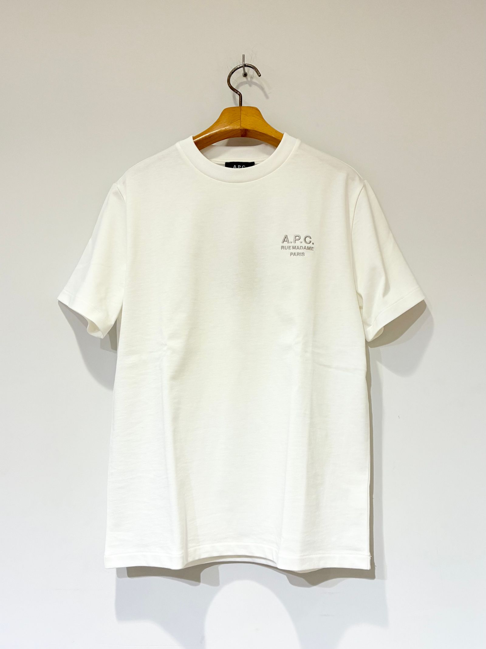 刺繍入りポケットTシャツ｜UNISEXE / T-SHIRTS｜A.P.C.
