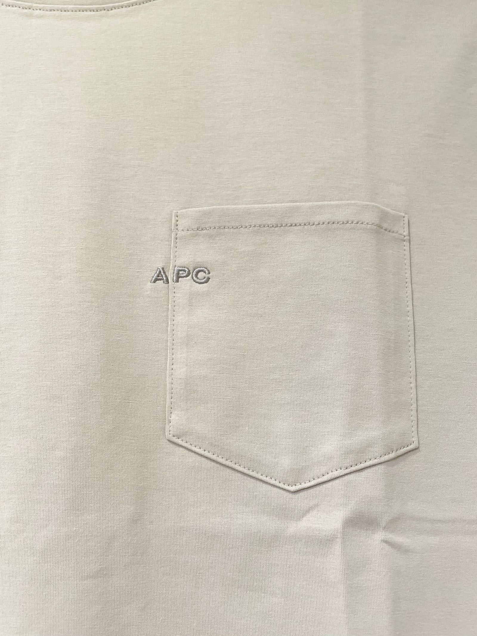 刺繍入りポケットTシャツ / ワンポイントポケットTシャツ / ベージュ