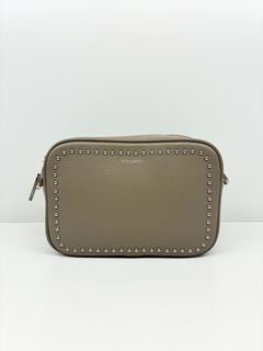 MIRO / スタッズ付きレザーカメラバッグ / トープ / ベージュ / グレージュ