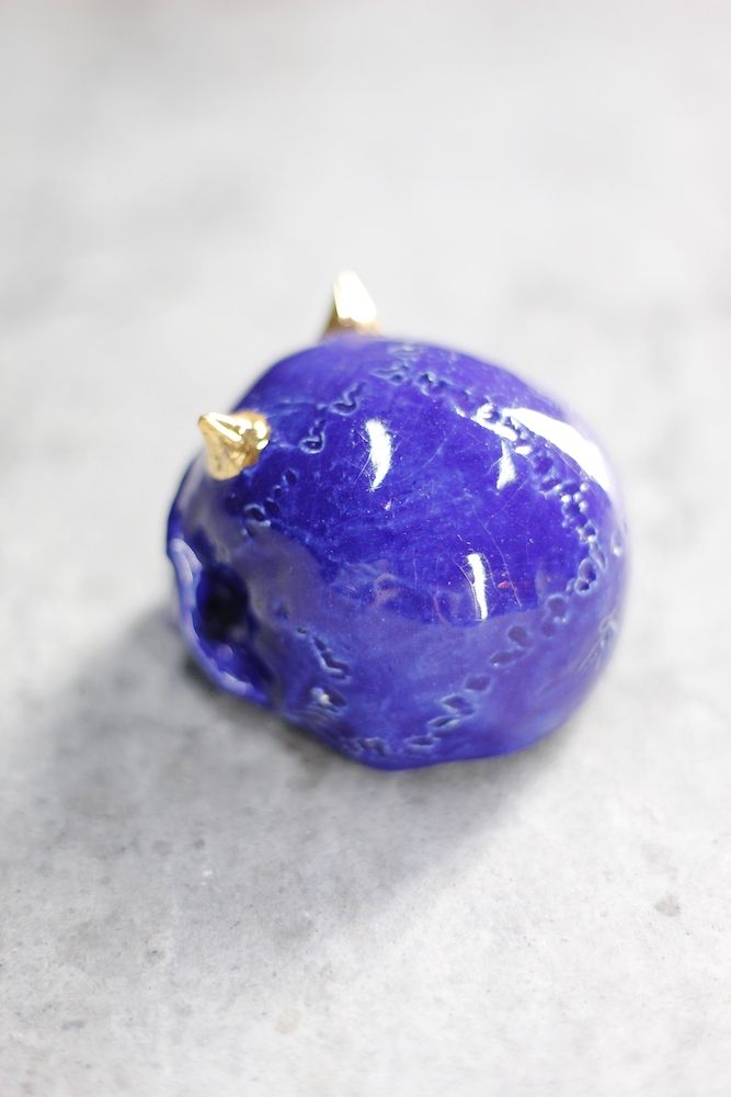 鬼髑髏ぐい呑 青×金   (桐箱付)