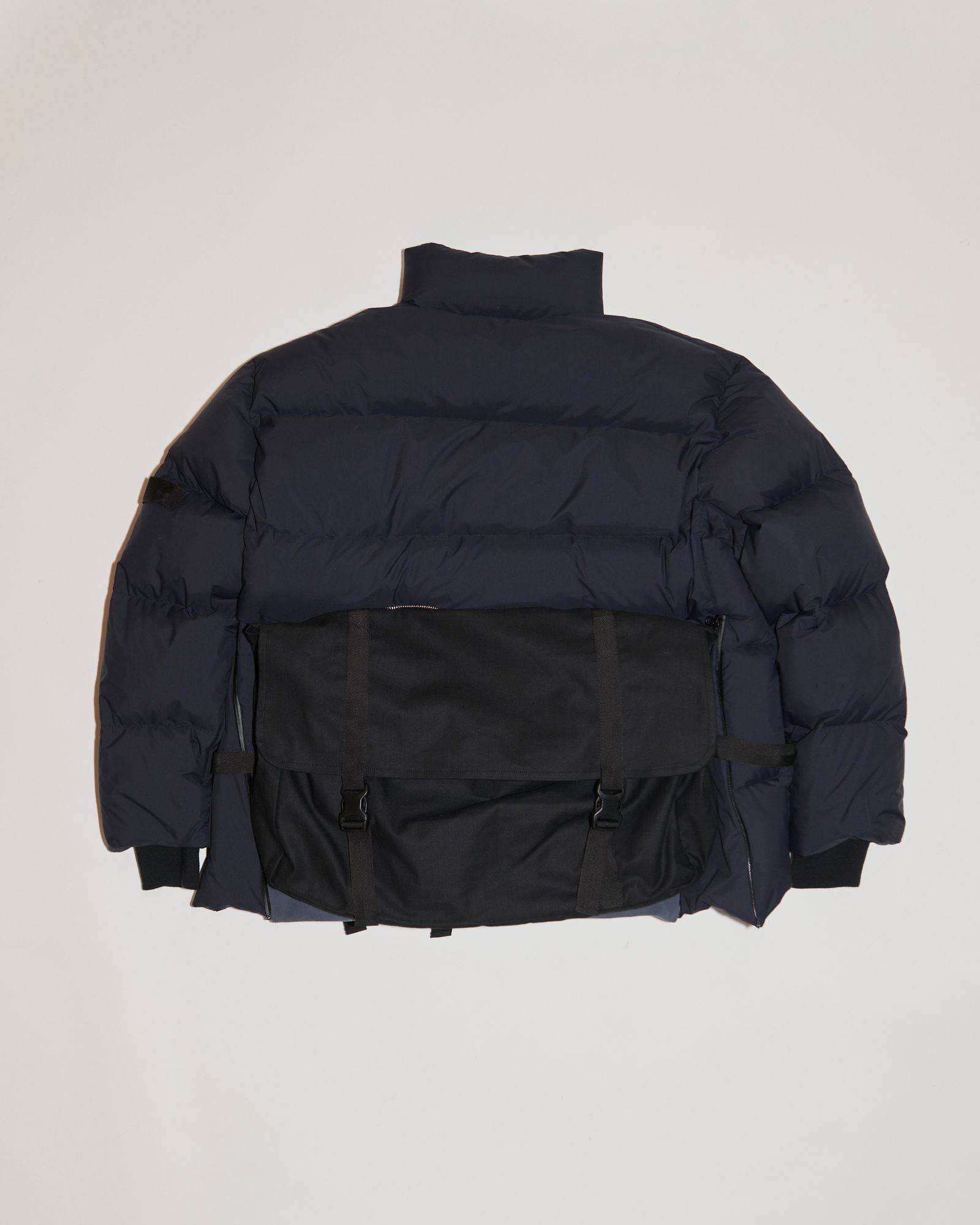 945-81TJ461-1 (BLACK)