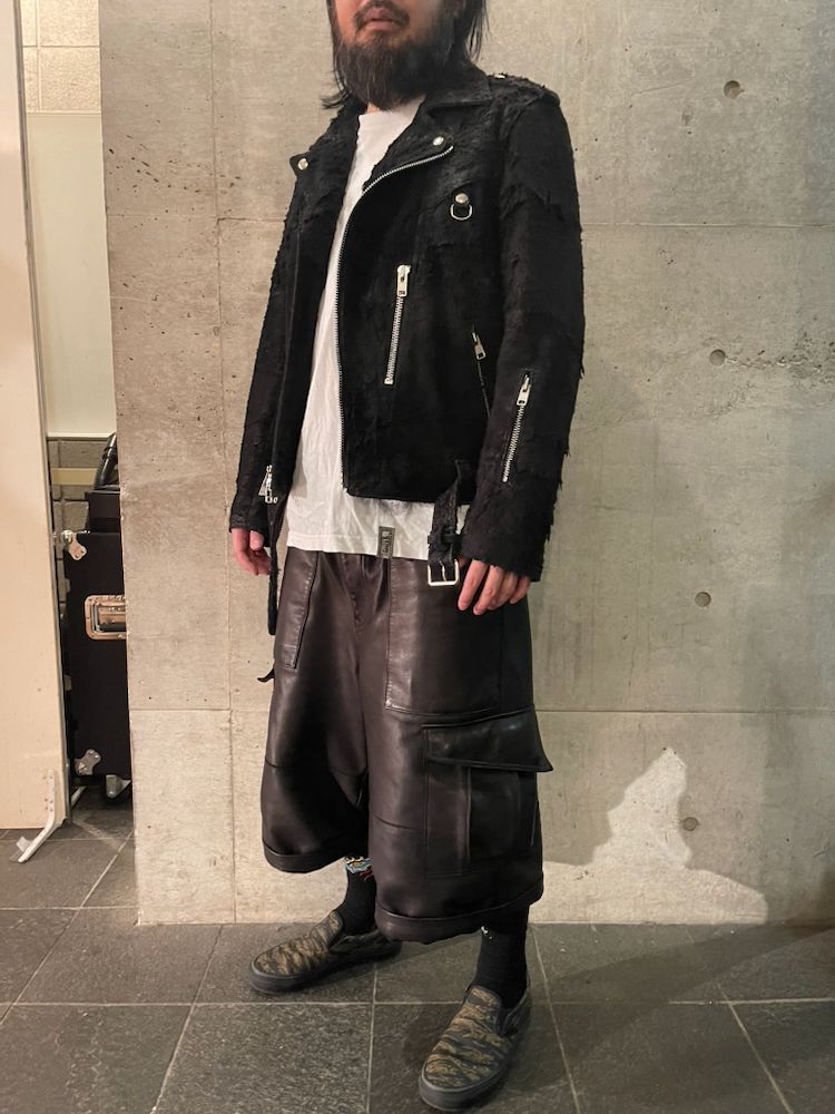 945-81TJ306-2 (BLACK)