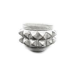 PYRAMID STUDS お猪口 "WHITE" -陶器おちょこ-