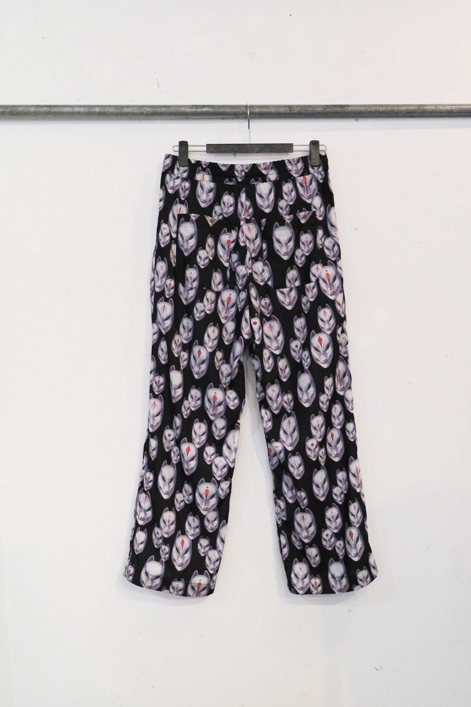 KITSUNE MASK EASY PANTS / イージーパンツ