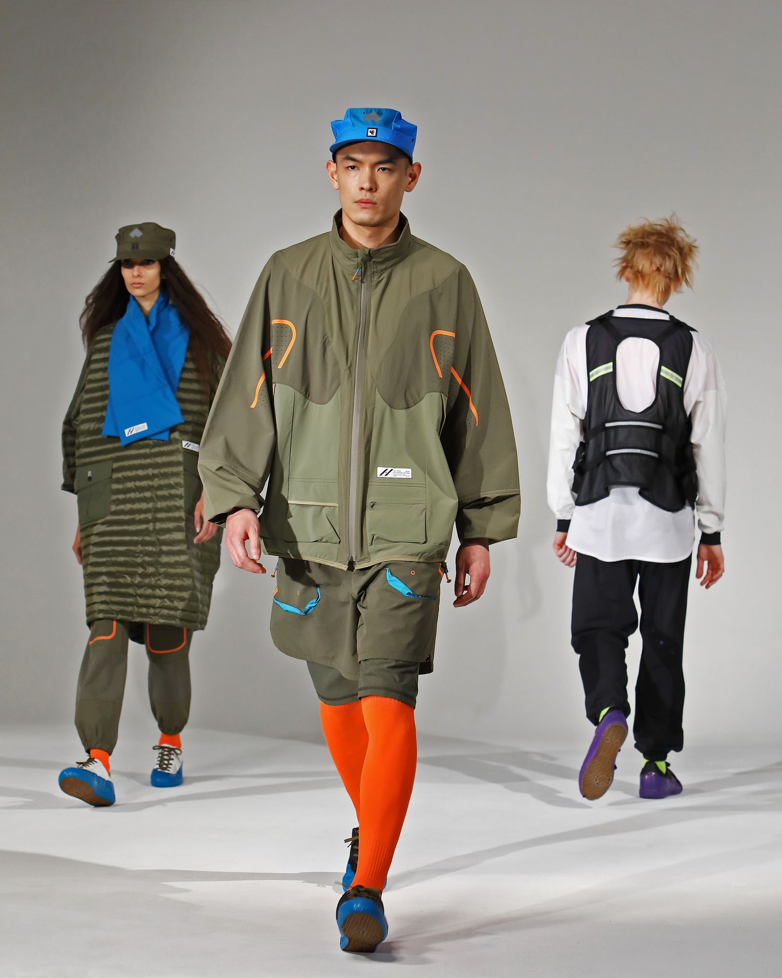 「予約商品」SEAM-LINE LAYERED SHORTS # c/KHAKI