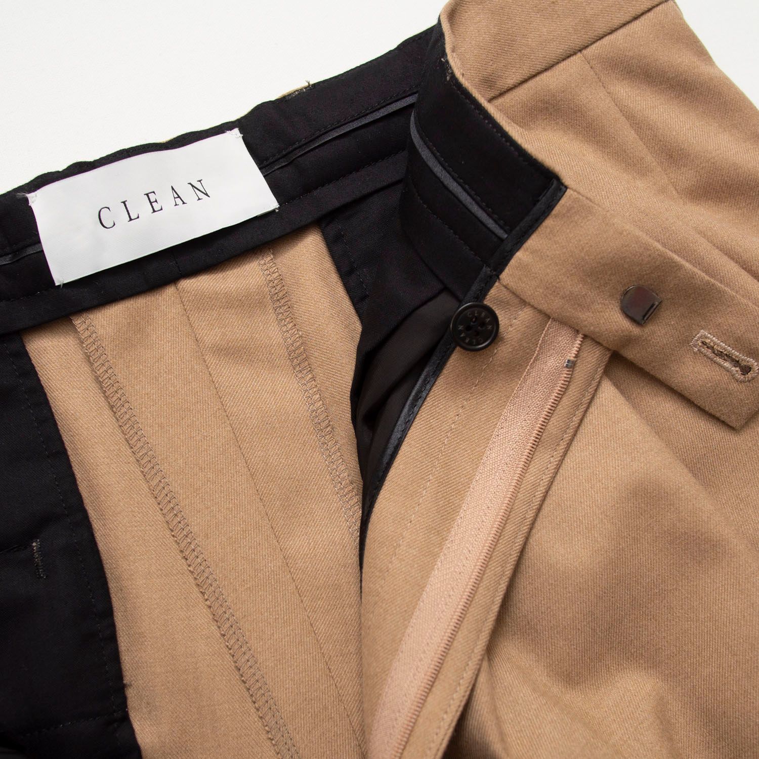 WIDE TAPERED PLEATS PANTS  (BEIGE)